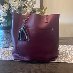 Portland Leather Goods Crossbody Tote in Cranberry